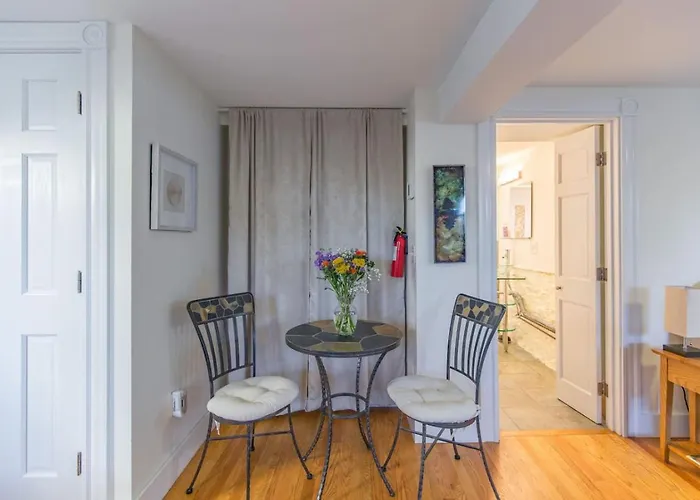 A Peaceful Oasis On Munjoy Hill - 4Br2Ba House & Parking